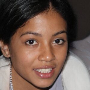 Ιφιγένεια Μακρή - Συγγραφέας